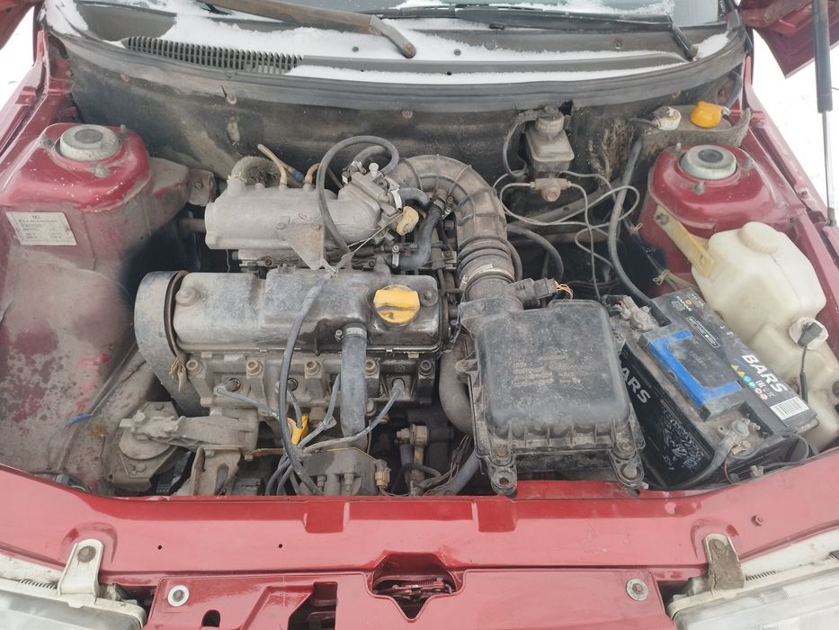 Продам машину Ваз 2110