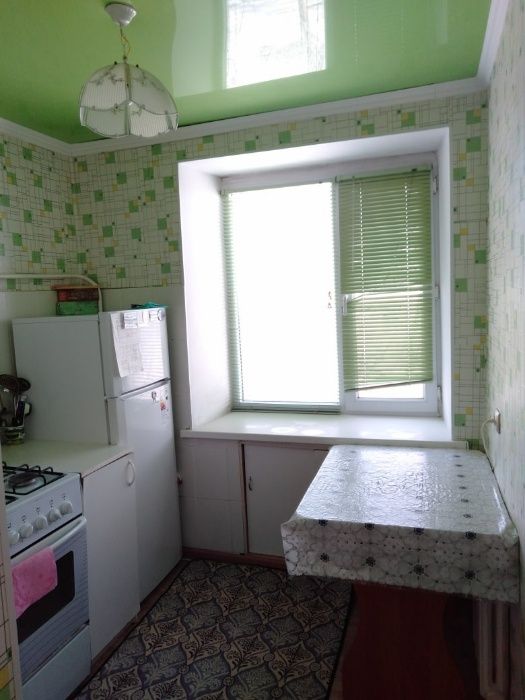 Продам 1 комнатную 5\5 Вокзал