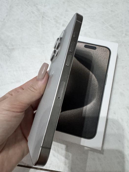 Vand Iphone 15 PRO impecabil