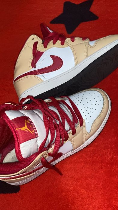 jordan 1, bej condiție 9/10