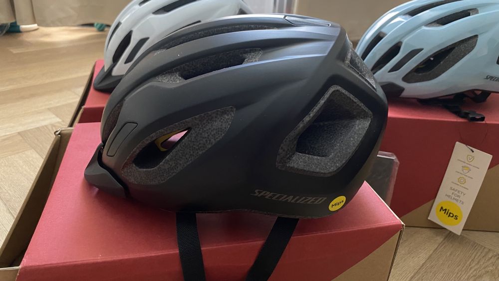 Шлем Specialized chamonix велосипед