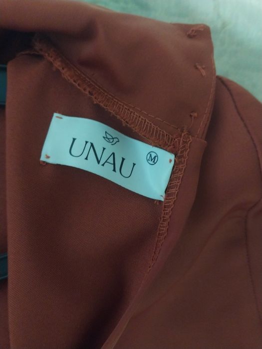 Продам платье срочно