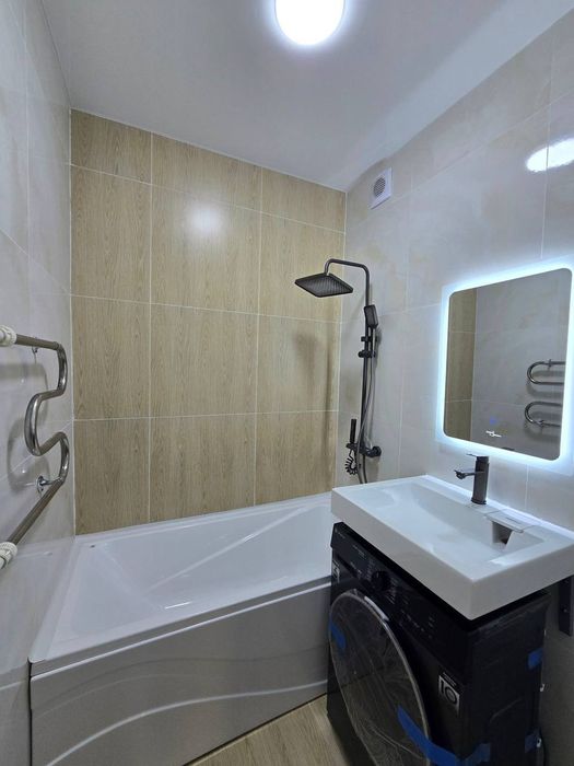 Чиланзар 12 квартал 2/1/4 квартира евро