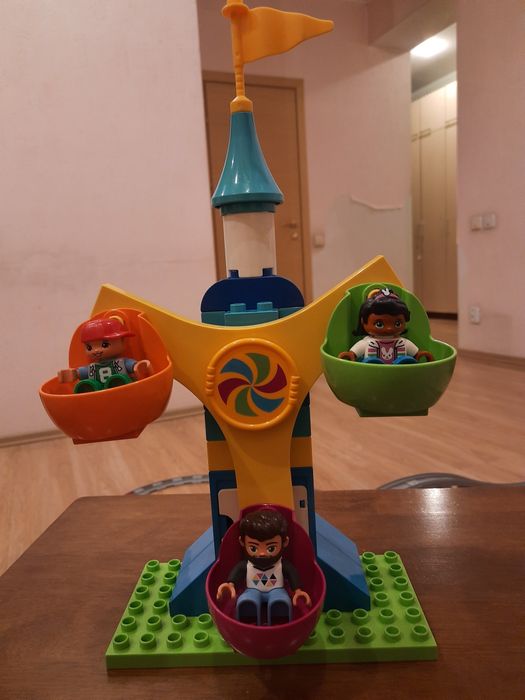 Конструктор Lego Duplo Парк развлечений