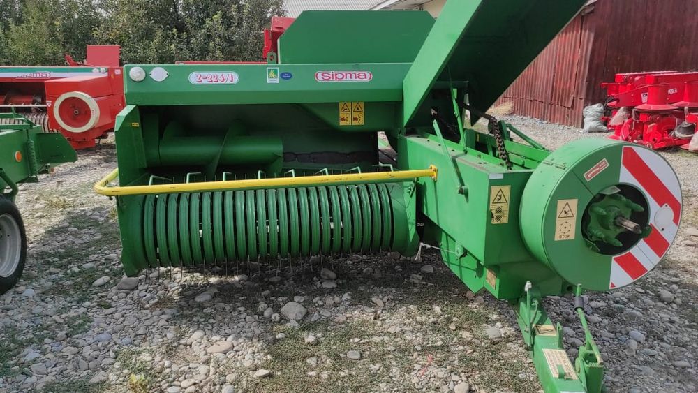 Пресс-подборщики из Европы.