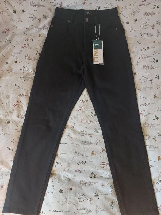 НОВИ дамски дънки на ONLY