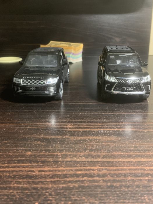 Игрушечные машинки