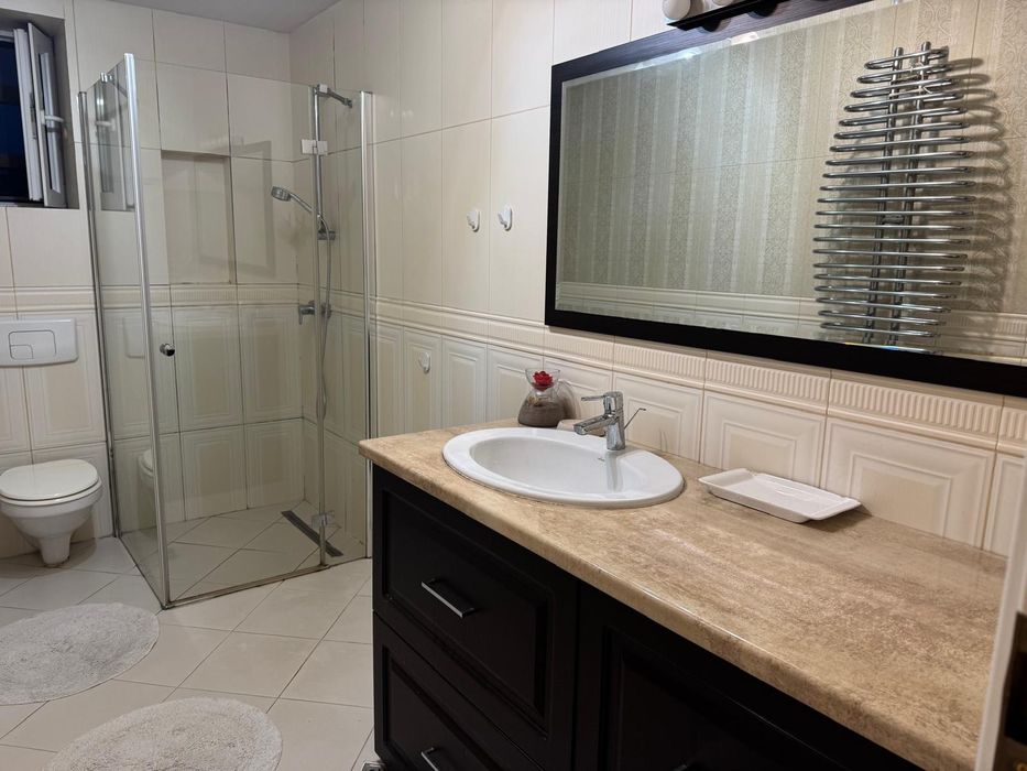 Proprietar închiriez apartament.