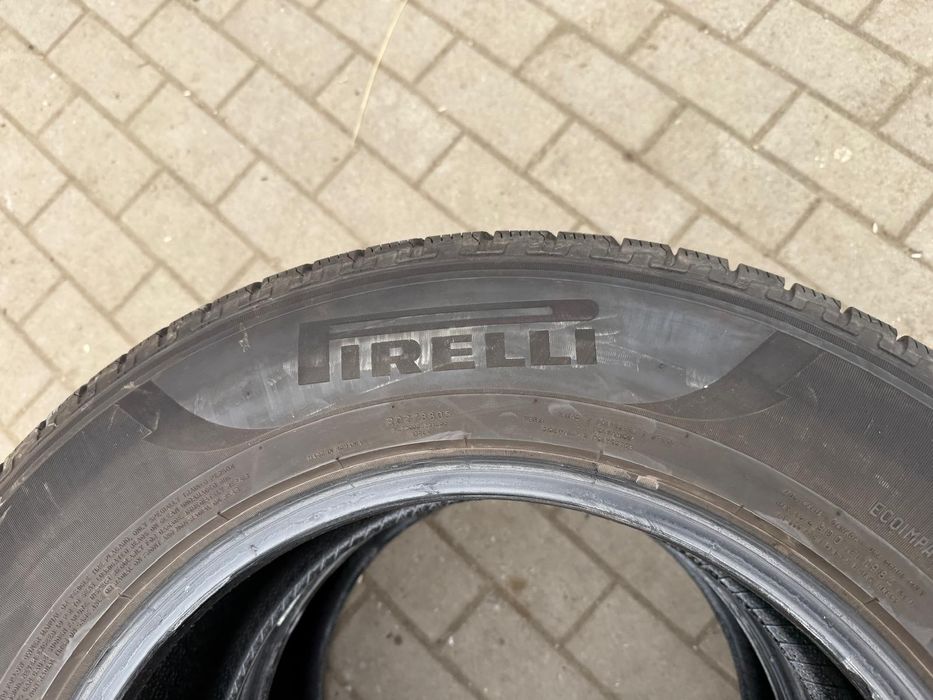Anvelope 235 65 17 pirelli iarna