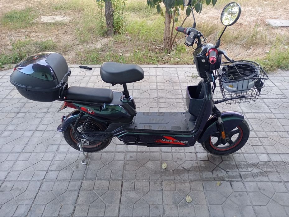 Yangi elektr skuter