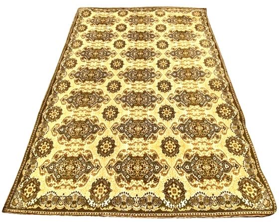 РАЗПРОДАЖБА - 119€. 400х300 см. - Сливенски Вълнен Персийски килим