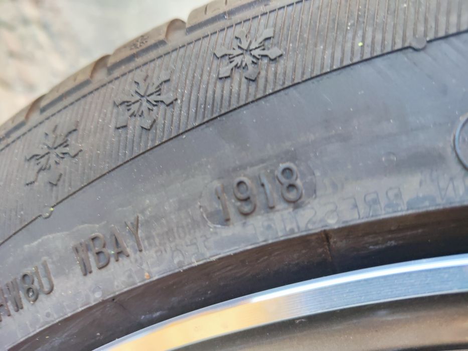 4 бр зимни 245/45/18 General