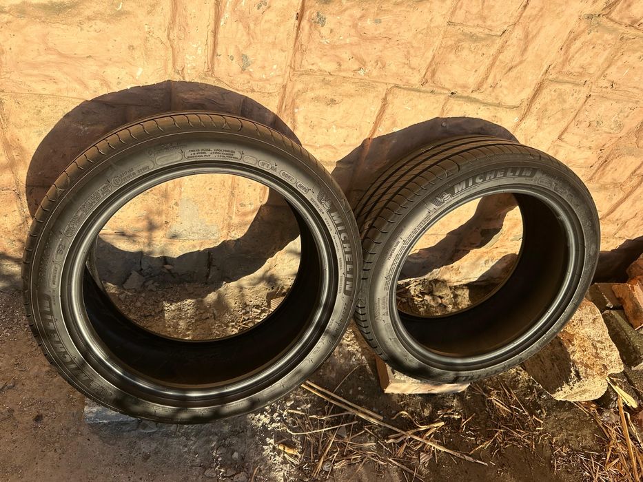 Продам шины на легковое авто