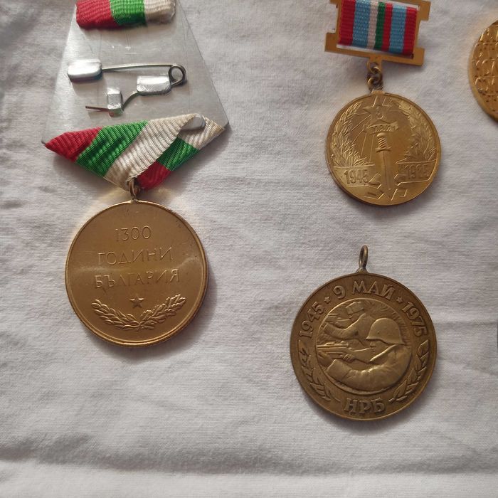 Медали колекционерски.