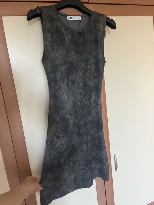 Нова рокля на Zara