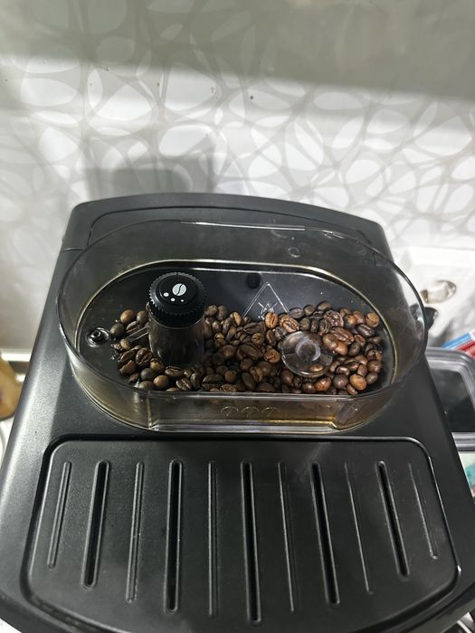 Кафеавтомат KRUPS EA81