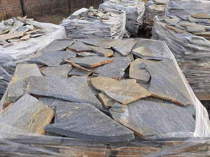 Piatra naturala cu montaj