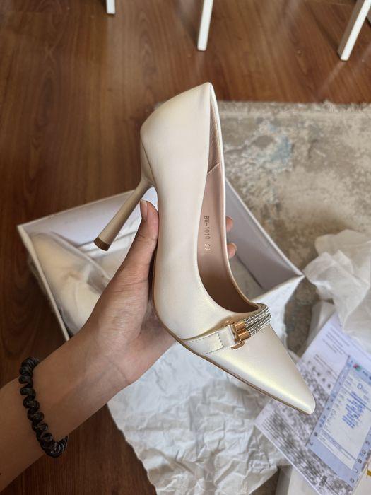 Туфли белые