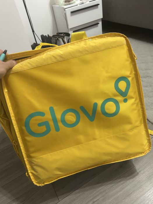 Geanta Glovo ca noua
