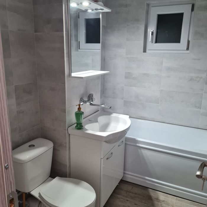Închiriez apartament lângă liceul Pedagogic!