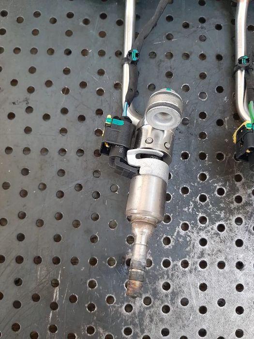 injector 1.5 t b 15e4e mg hs 0261500712