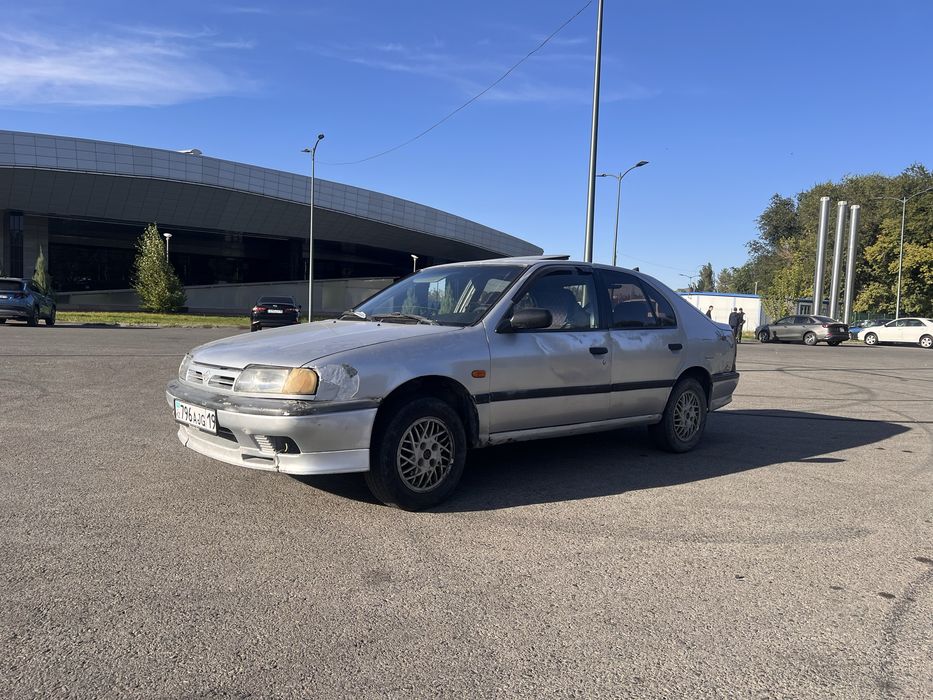 Nissan primera 1994