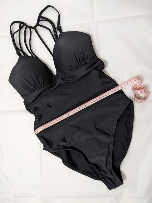 Costum de baie intreg negru, mărime XS, cupa B, nou fara eticheta