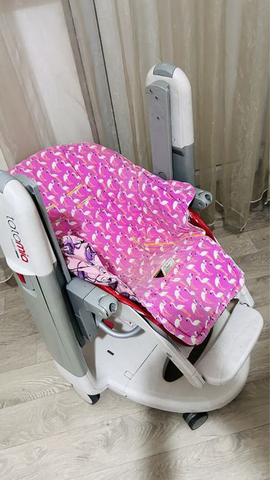 Стульчик для кормления Tatamia