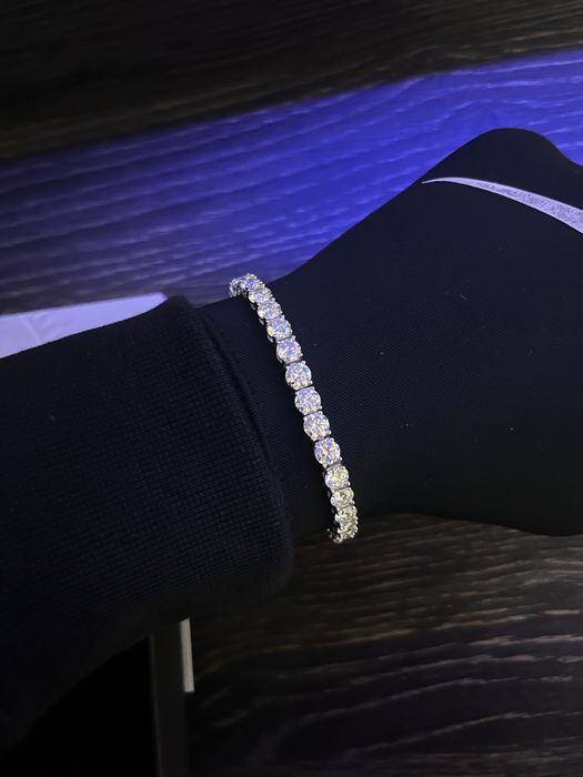 Brățară cu diamante