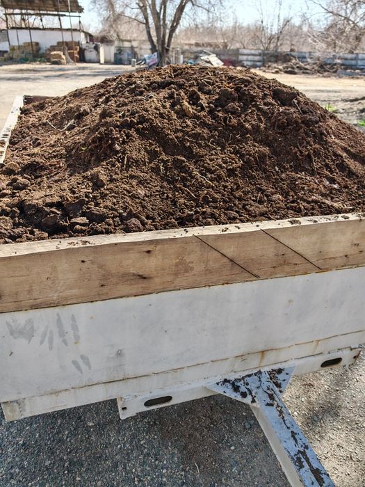 Продаем навоз перегной чистый