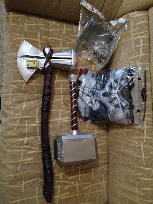 Молот тора, секира, Топор и другие варианты на хеллоуин