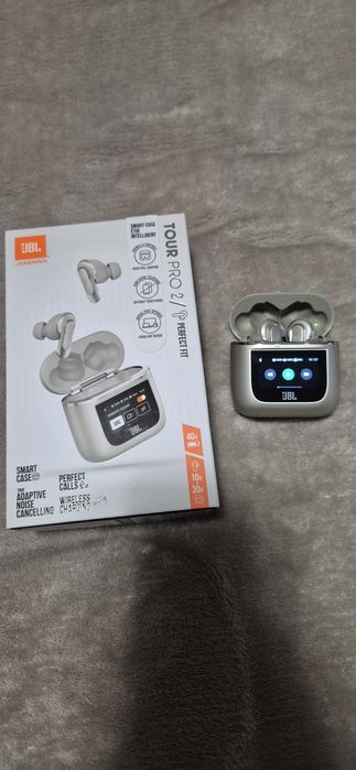 JBL TOUR PRO 2 употребяван