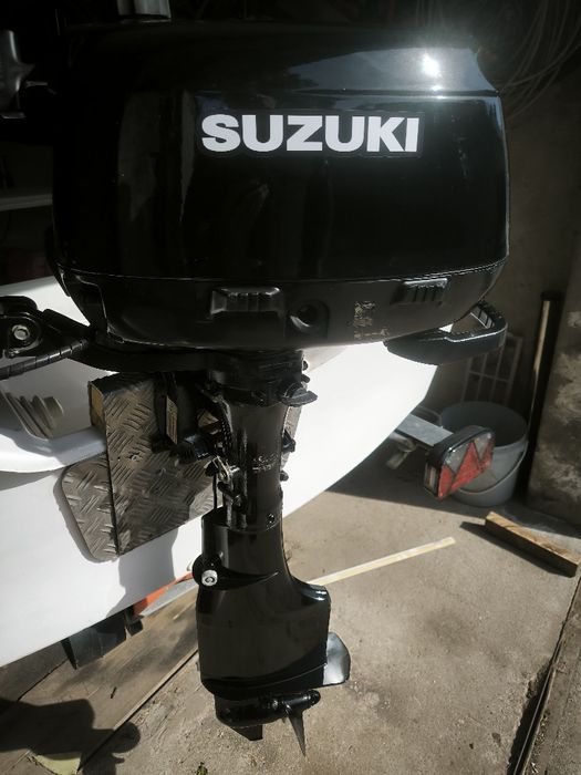 Suzuki DF6 извънбордов двигател