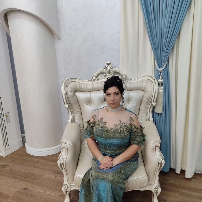 Продается платье