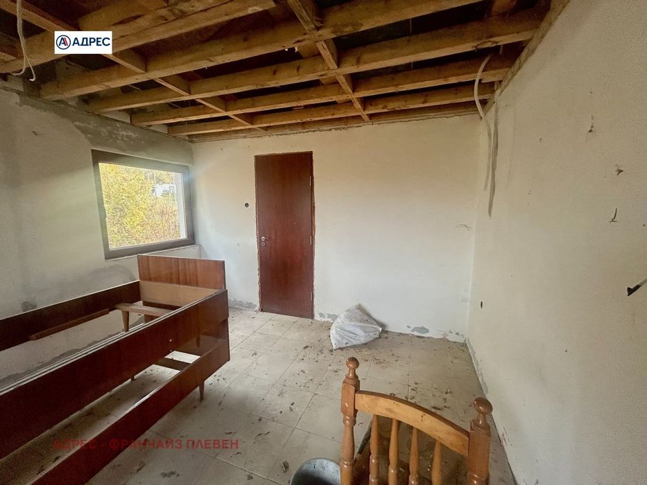 Продава се Къща в Враца, Студентски град - 200 кв.м за 767 €/кв.м - Снимка #8