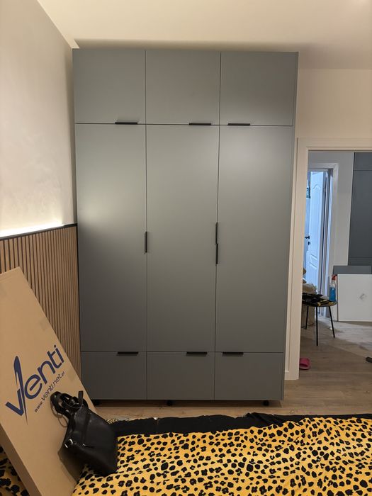 Serviciu de Montaj Mobilă / Bucătărie