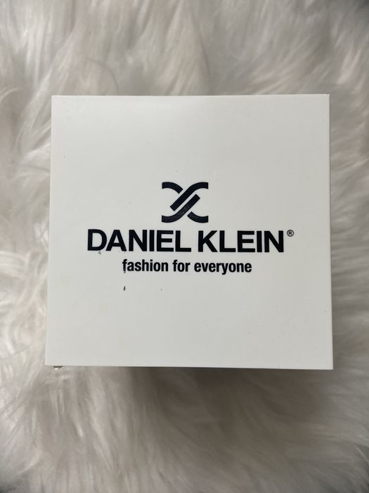 Ceas Daniel KLEIN