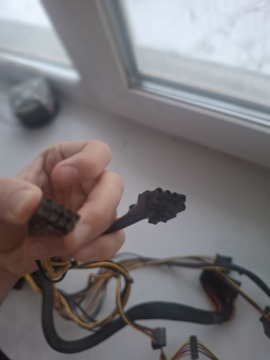 Продам Блок питания