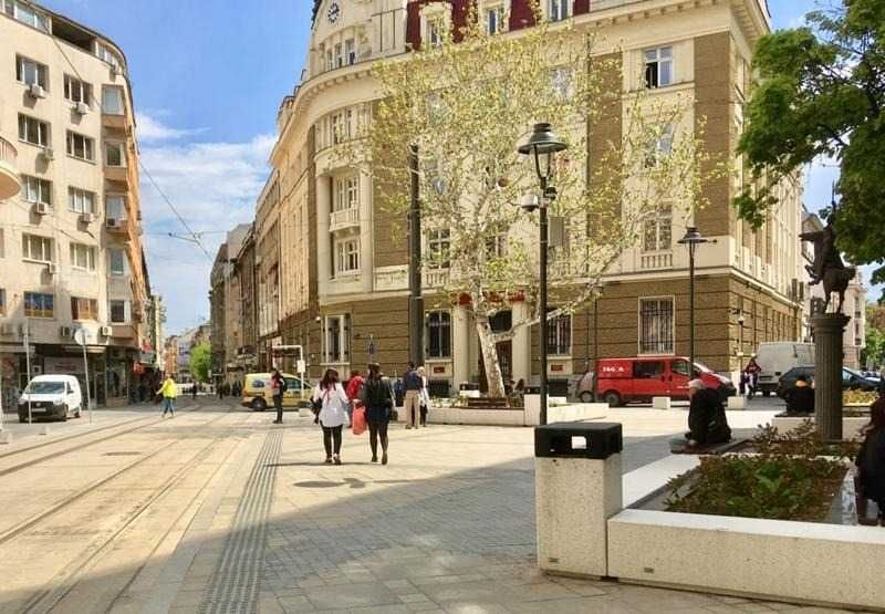 Дава се под наем Двустаен апартамент в София, Център - 50 кв.м за 850 € - Снимка #1