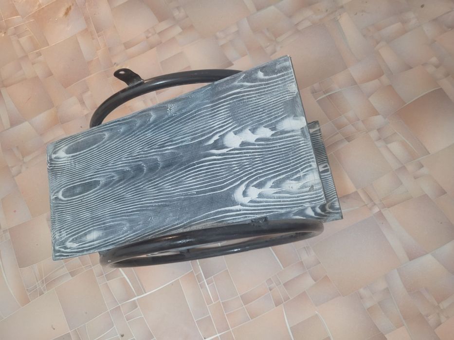 Полка сатылады стенаға ілетін