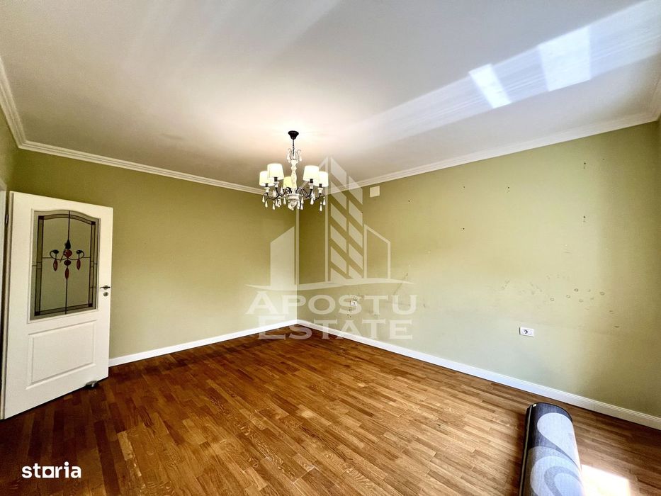 Jumatate de duplex de inchiriat, zona Eso, Giroc