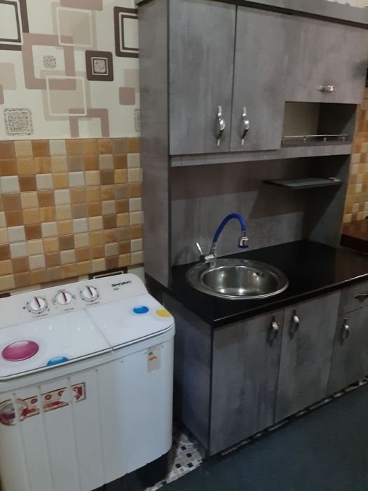 11поликеленика квартира 2этаж 2хоналик иж берилади