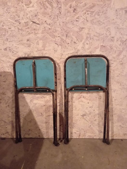 Продам стульчик две