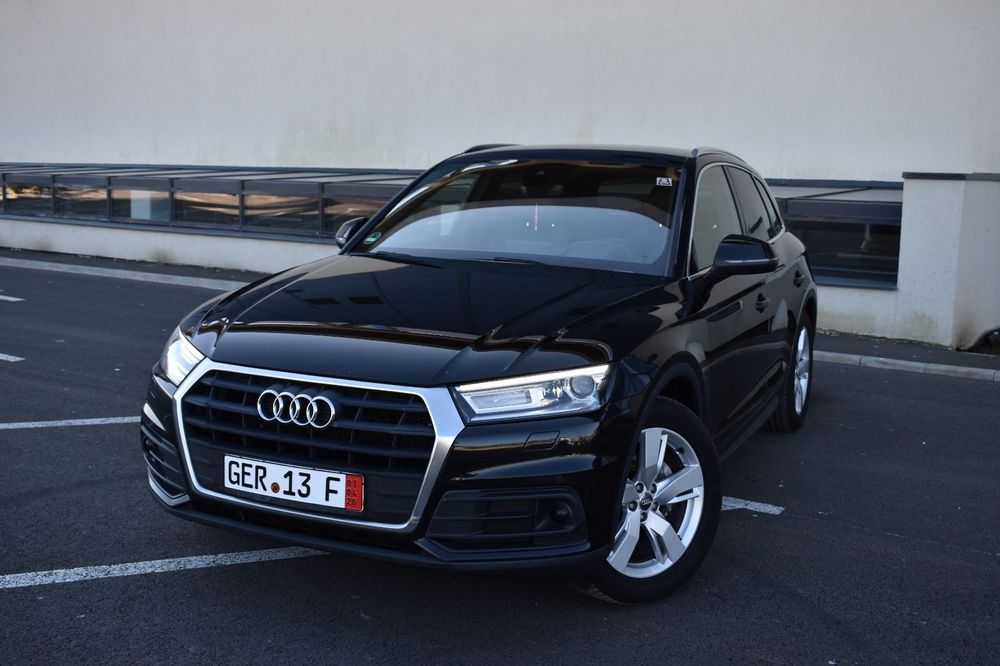 AUDI Q5•SPORT Packet•2017•side assist•Lane assist