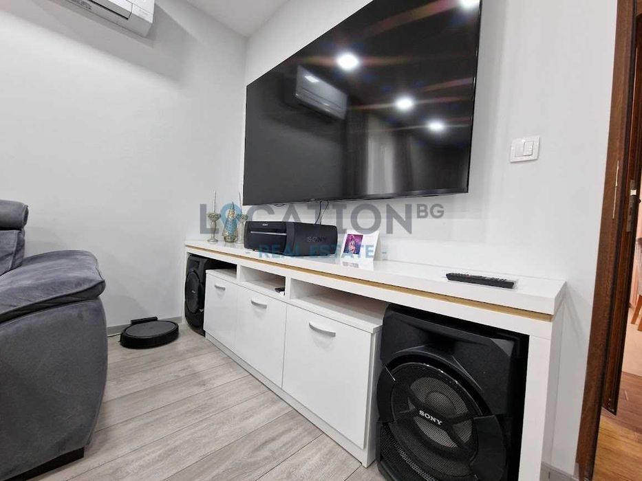 Тристаен апартамент в кв. Левски