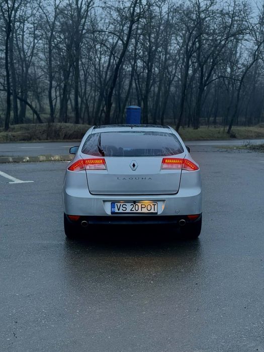 Vand sau schimb cu rulota