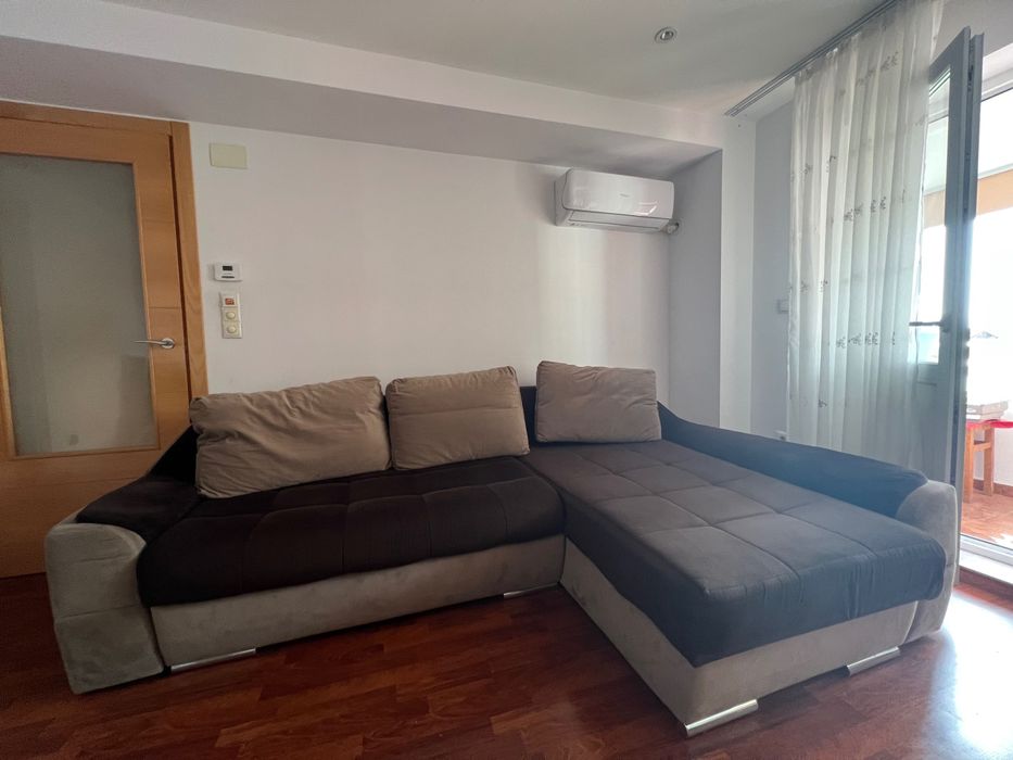 Canapea extensibila 4 locuri