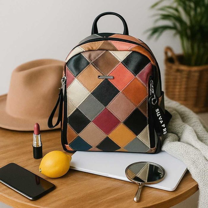 Модерна и цветна дамска раница