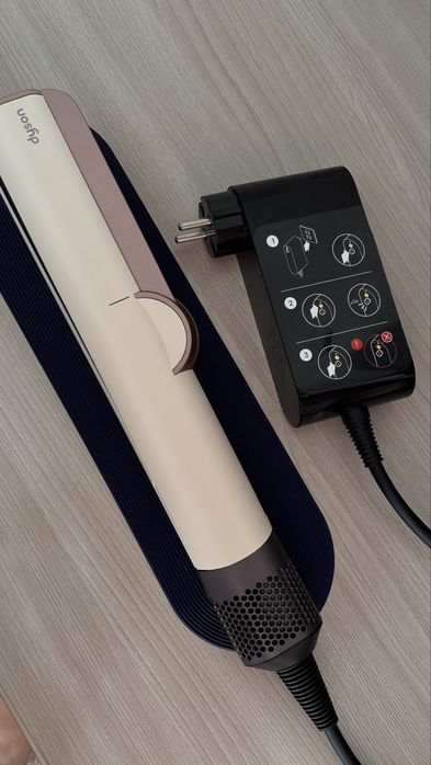 Продам Дайсон Dyson Airstrat