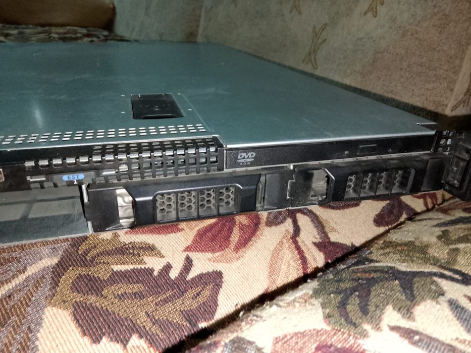 Продам сервер, б/у